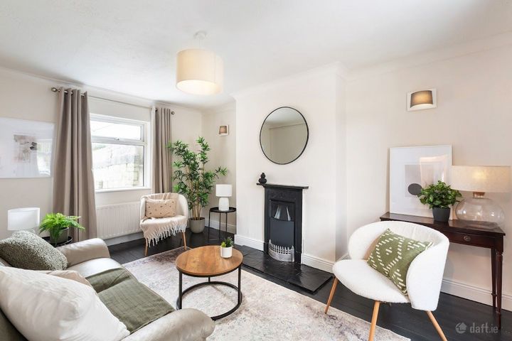 6 Saint Patrick's Crescent, Monkstown, Co. Dublin, A96EK57 - Photo 2