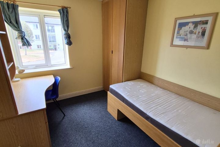 STUDENT ONLY ACCOMODATION - Apartment 90, Parchment Square, Model Farm Road, Cork, Model Farm Road, Co. Cork