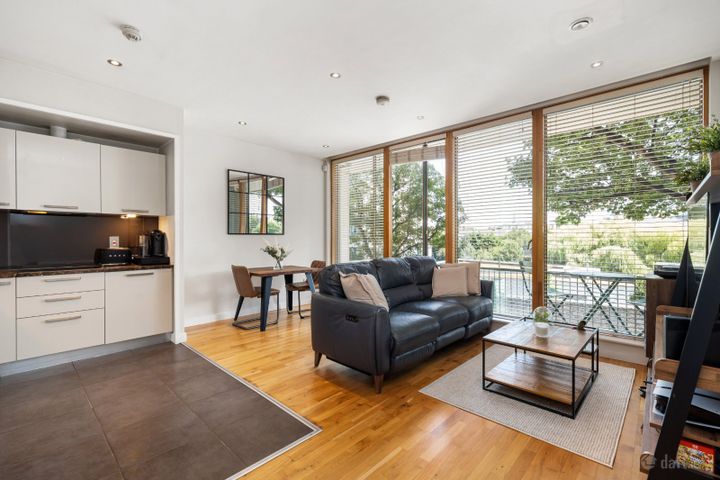 204 Sancton Wood, Heuston South Quarter, Dublin 8, D08R207