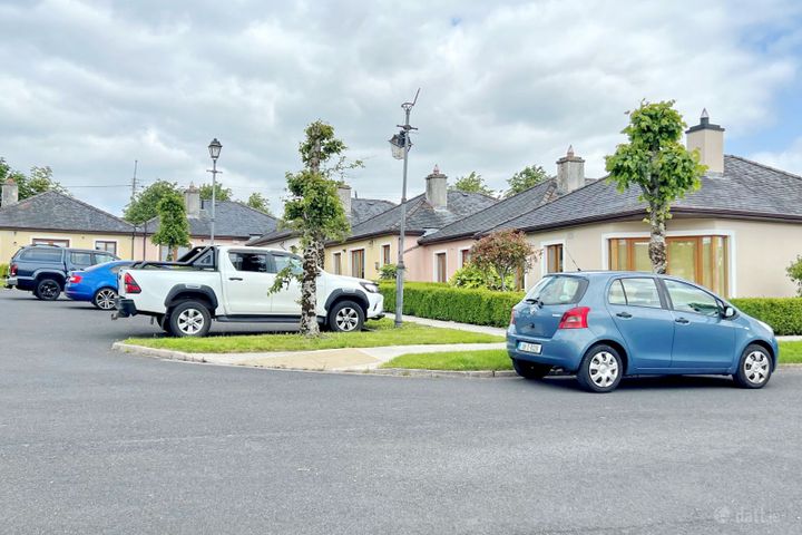 10 Waters Edge, Ballyleague, Ballyclare, Co. Roscommon, N39EK75