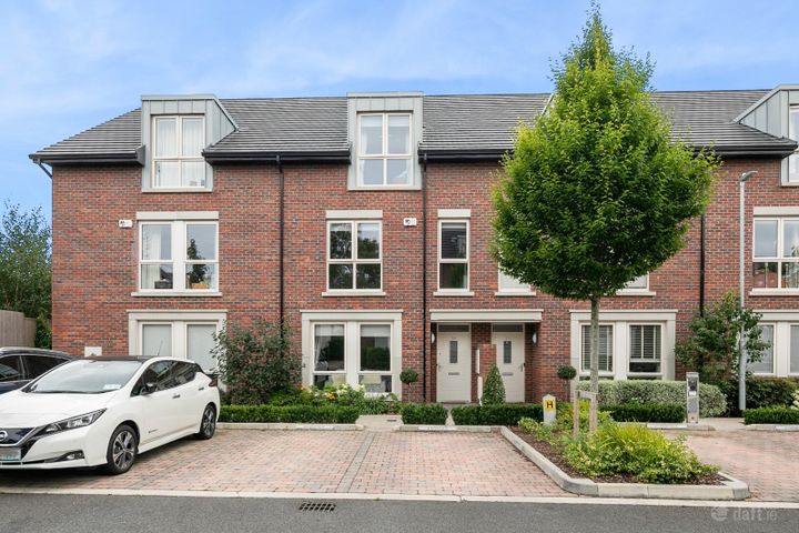 28 Fairway Drive, Cualanor, Upper Glenageary Road, Dublin