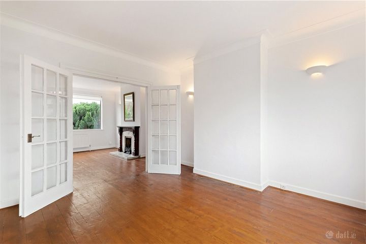 27 Leopardstown Drive, Leopardstown, Co. Dublin, A94PY58 - Photo 3