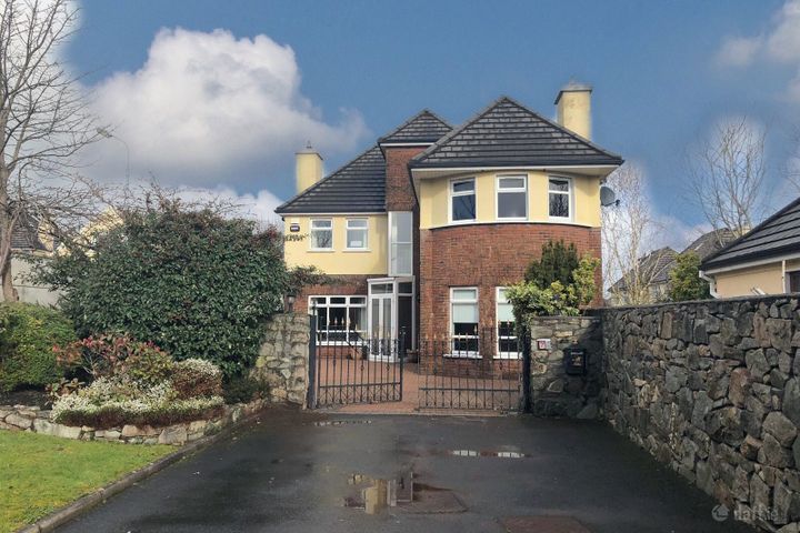7 Hazelwood, Taylors Hill Rd, Galway, Galway