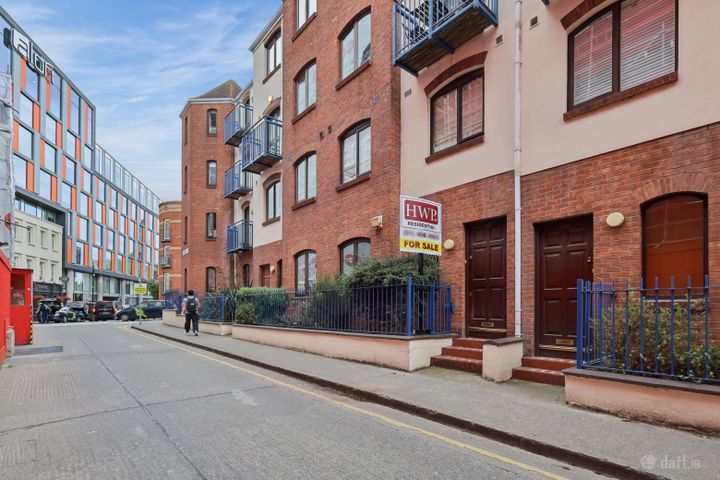 129 New Row Square, Dublin 8, D08DHC4