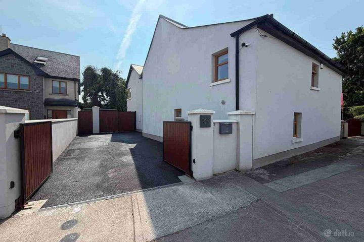 Highfield House, Ballymakenny Road, Drogheda, Co. Louth, A92DYD6