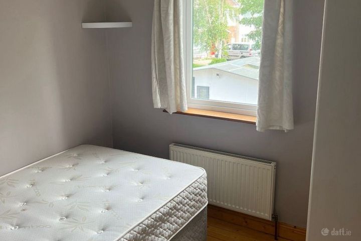 2 Elm Vale, Riverbank, Annacotty, Castletroy, Co. Limerick
