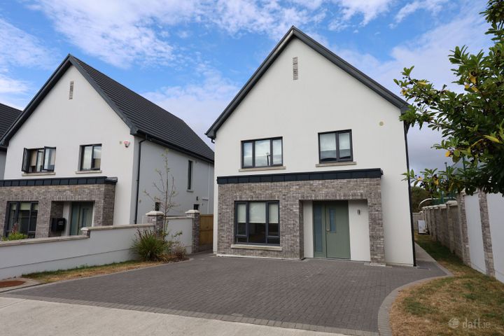 8 The Paddock, Mill Farm, Carrigaline, Co. Cork, P43A335