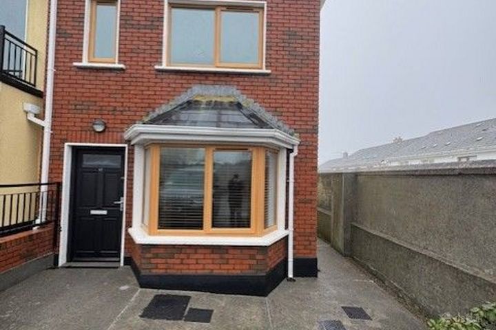 17 Leas na Mara Ballymoneen Road, Knocknacarra, Co. Galway
