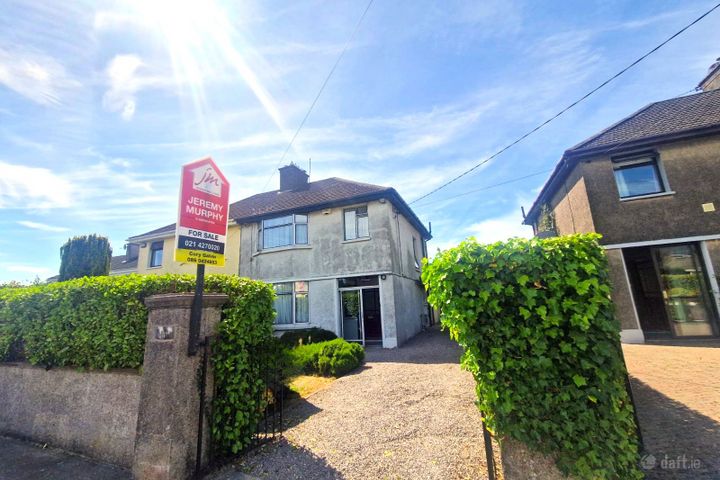 Caragh, 36 Rosebank, Douglas, Co. Cork, T12A2N3