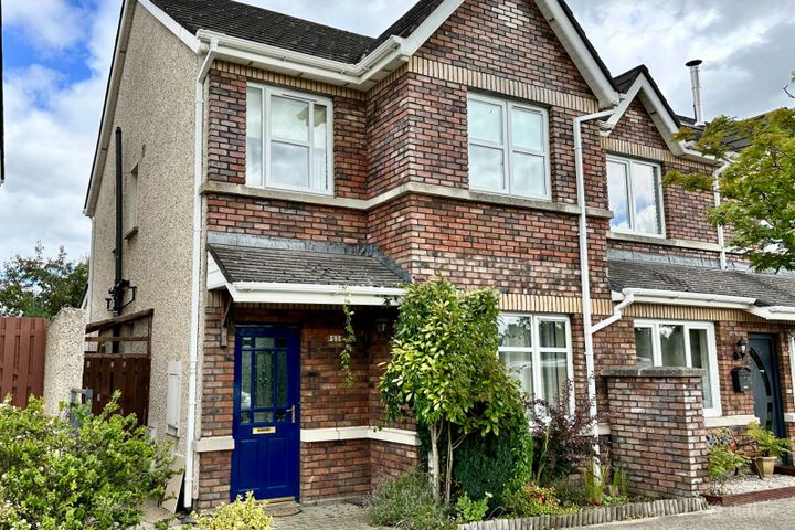 52 Latchford Park, Castaheany, Clonee, Dublin 15