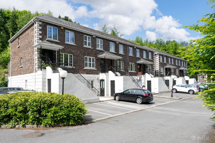 5 The Hollows, Lock Road, Lucan, Co. Dublin, K78F983