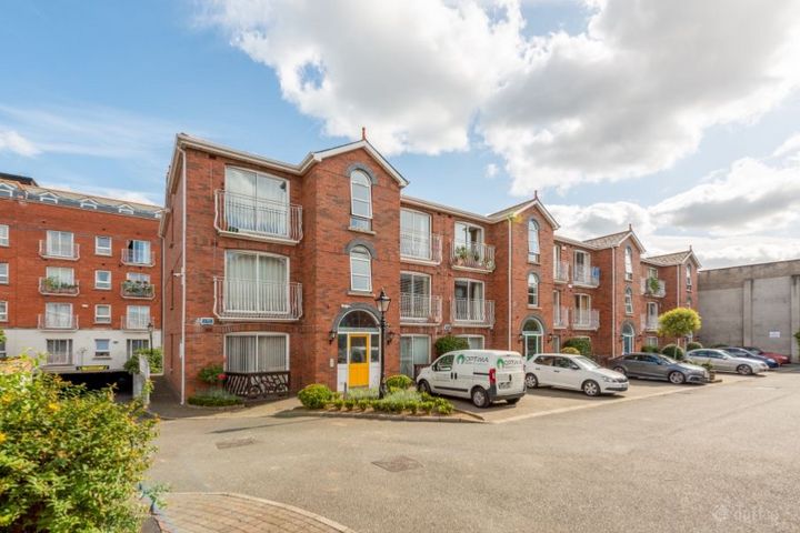 Derrynane Square, Dublin 7, North Circular Road, Dublin 7
