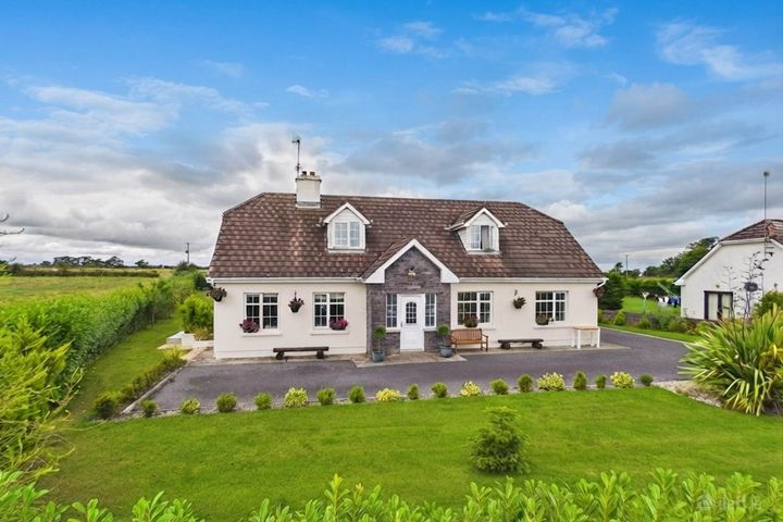 Shantallow, Ballyglunin, Co. Galway, H54N623