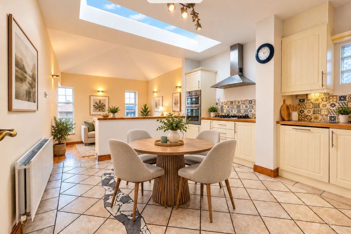 38 The Rise, Kingswood Heights, Kilnamanagh, Dublin 24, D24HW2A