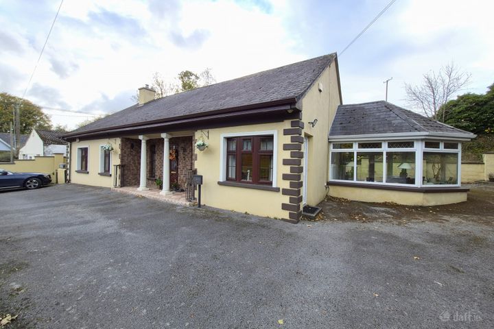 Spital-Land, Ardfinnan, Clonmel, Co. Tipperary, E91 T186