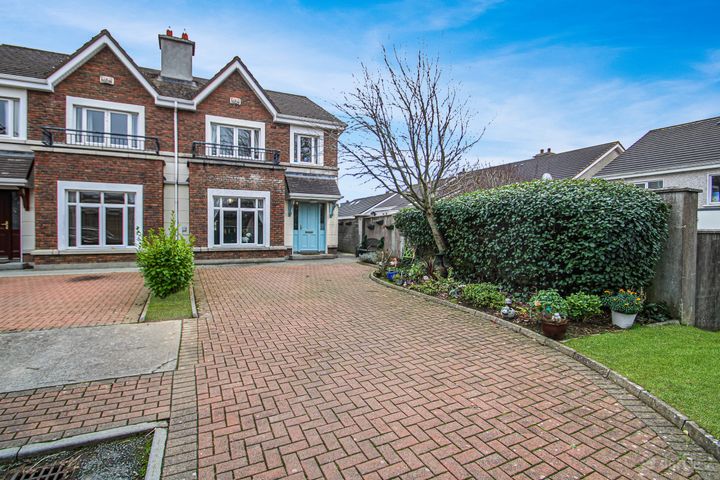 43 Roscaoin, Roscam, Galway City, Galway