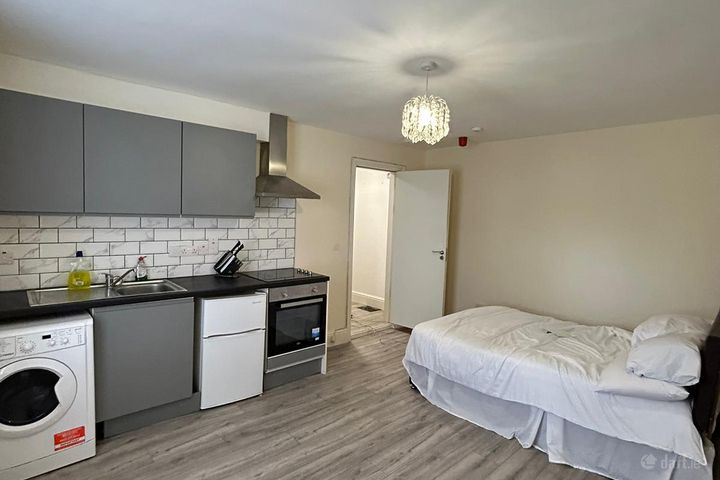 Cabra Road, Dublin 7