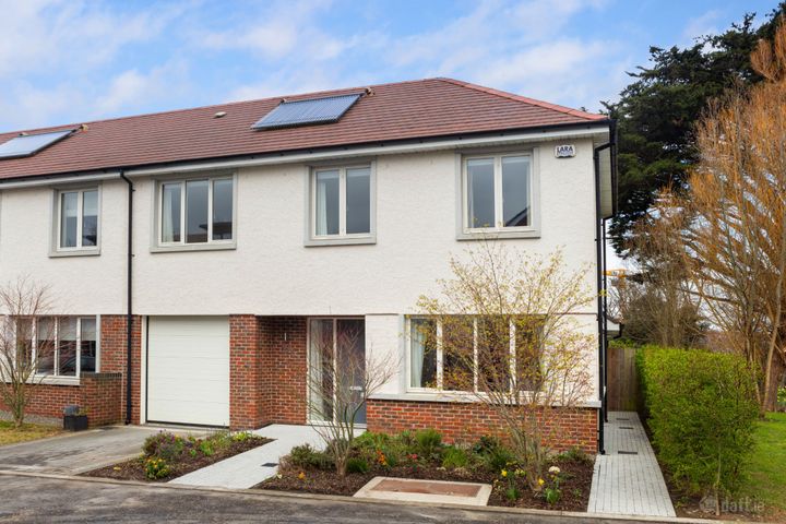 35 Broghton Wood, Foxrock, Dublin 18, Dublin 18, Dublin