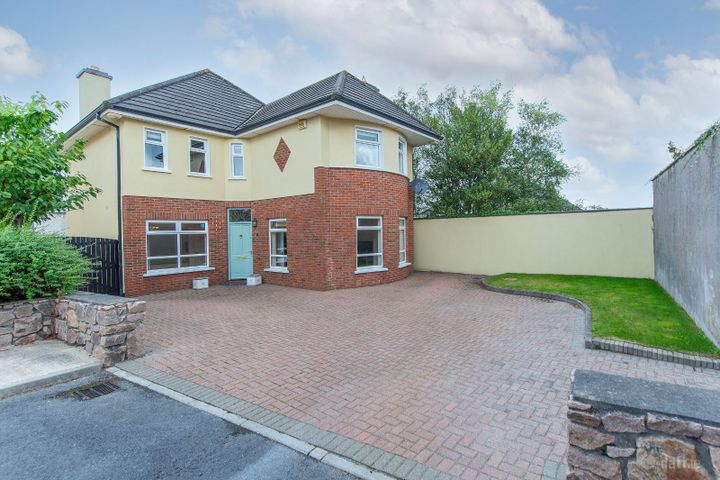 45 Hazelwood, Taylors Hill, Galway, H91H5RN