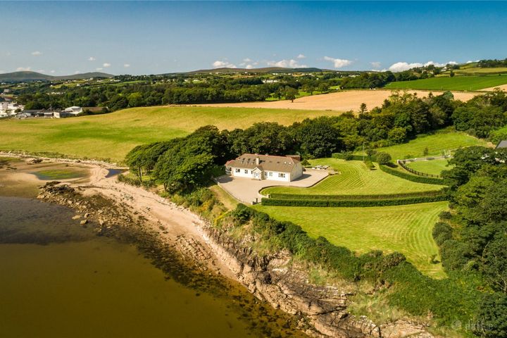 Shorefront, Tullyally, Redcastle, Donegal