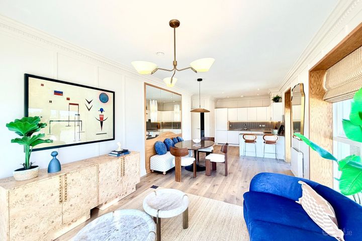 Woodward Court, Woodward Place, Glencairn Gate, Dublin 18