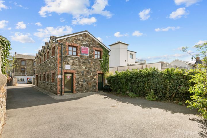 Union Hall, Pearse Street, Gorey, Co. Wexford, Y25W3P9
