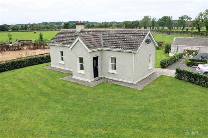 Lake Road, Ballybrittas, Co. Laois