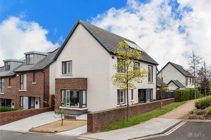 9 Knockrabo Court, Mount Anville Road, Dublin 14, D14C3V7