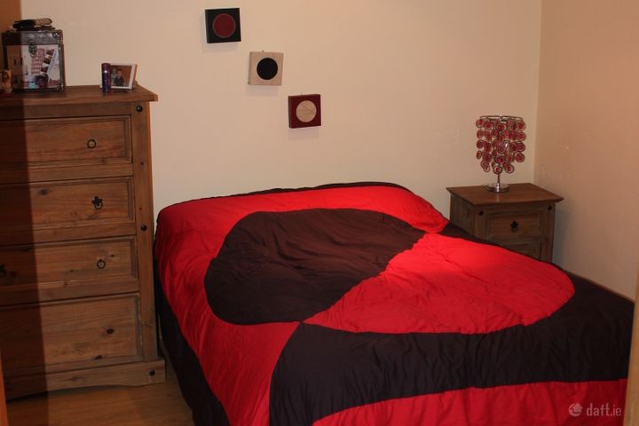 Dunmore Park, Kingswood, Tallaght, Dublin 24