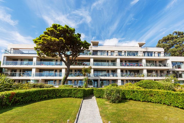 Apartment 12, Newman, The Court Killiney Bay, Station Road, Killiney, Co. Dublin, A96V324
