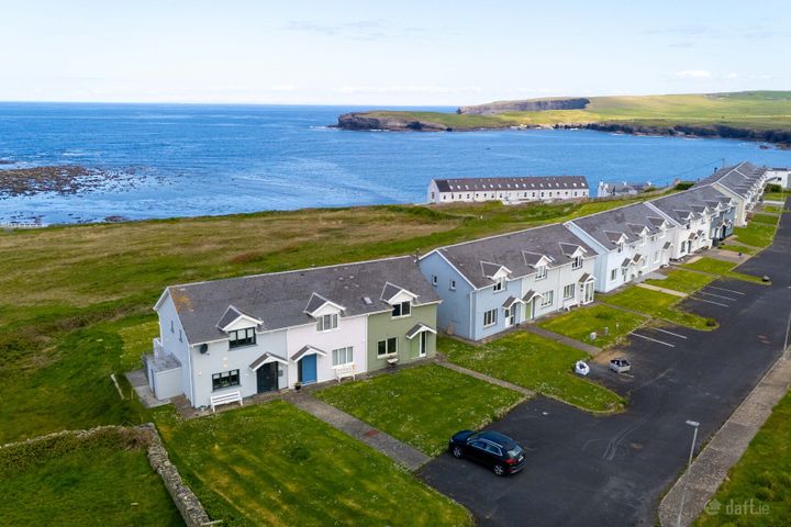 3 Atlantic View Holiday Homes, West End, Kilkee, Co Clare, V15PH32