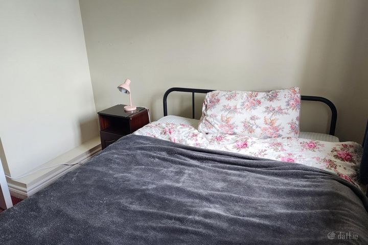 Iniscarrigh, Ennis, Co. Clare, Ennis, Co. Clare