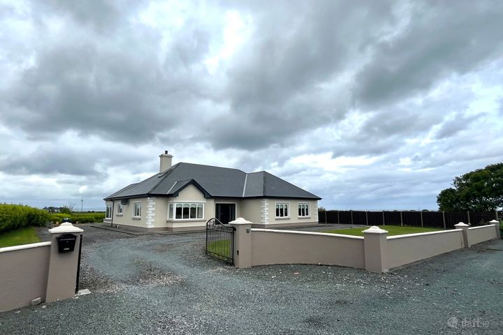 Leaffony, Enniscrone, Co Sligo, F26X402