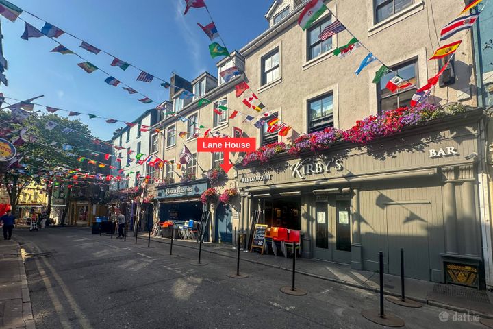 6 Lane House, Cross Street Upper, Galway City Centre, Galway City, H91HV22