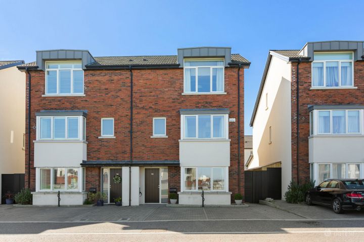 10 Clay Farm Park, Dublin 18, Leopardstown, Co. Dublin, D18X7HT