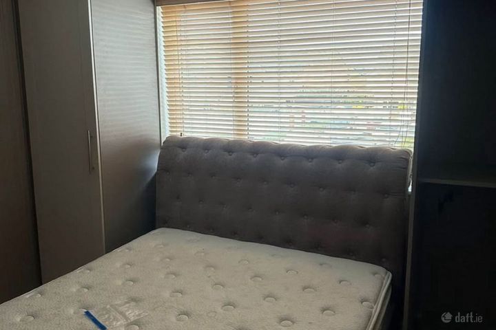 Double Room to Let, Willans Drive, Ongar, Co. Dublin