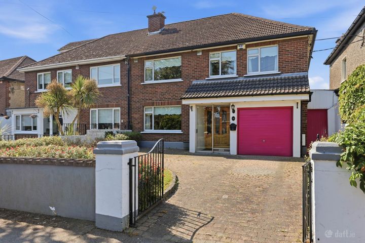 160 Foxfield Grove, Raheny, Dublin 5, D05Y2R1
