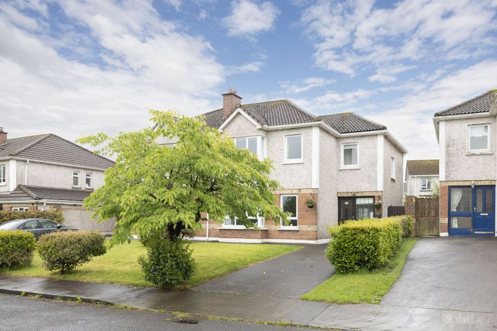 21 The Drive, Lakepoint Park, Mullingar, Co. Westmeath, N91A4Y6