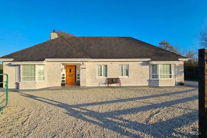 Roseleigh, Drumheel, Virginia, Co. Cavan, A82CX66