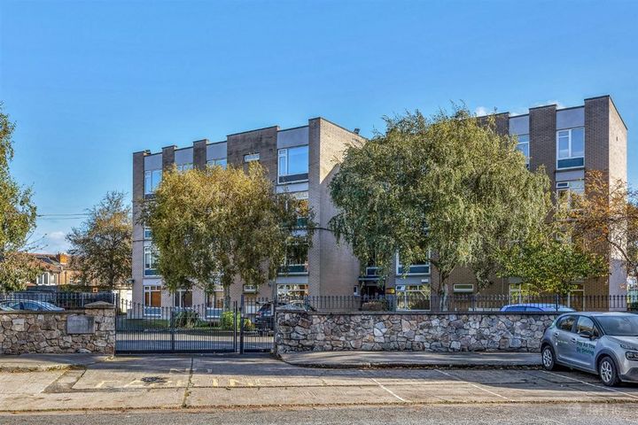 Apartment 3, El Greco, Saint James'S Court, D04 AX62, Sandymount, Dublin 4