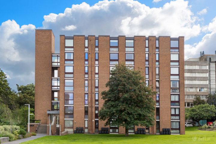 21 Rowan House, Mespil Estate, Sussex Road, Ballsbridge, Dublin 4, D04HX80
