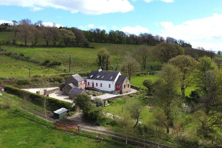 Doras Na Brionna, Ballycorban, Scarriff, Co. Clare, V94A4CW