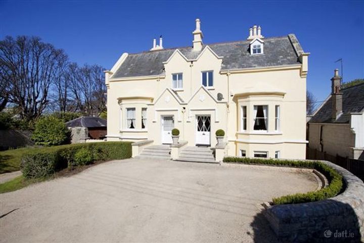 24 Traverslea Wood, Lower Glenageary Road, Dublin