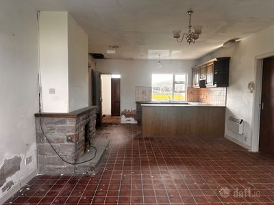 19 Wine Strand Cottages, Ballyferriter, Ballineanig, Co. Kerry