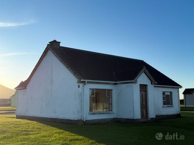 19 Wine Strand Cottages, Ballyferriter, Ballineanig, Co. Kerry