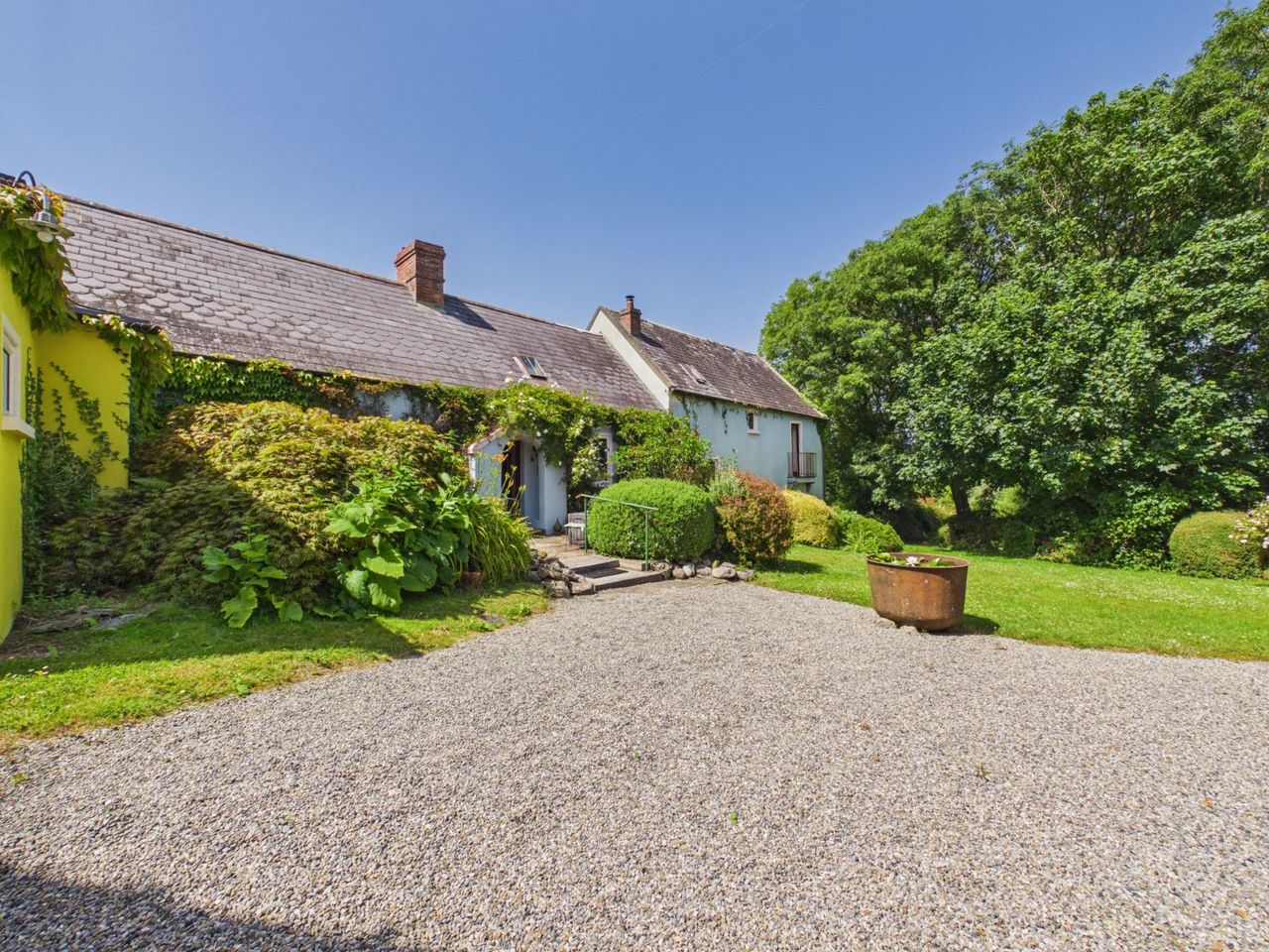 property-thumbnail