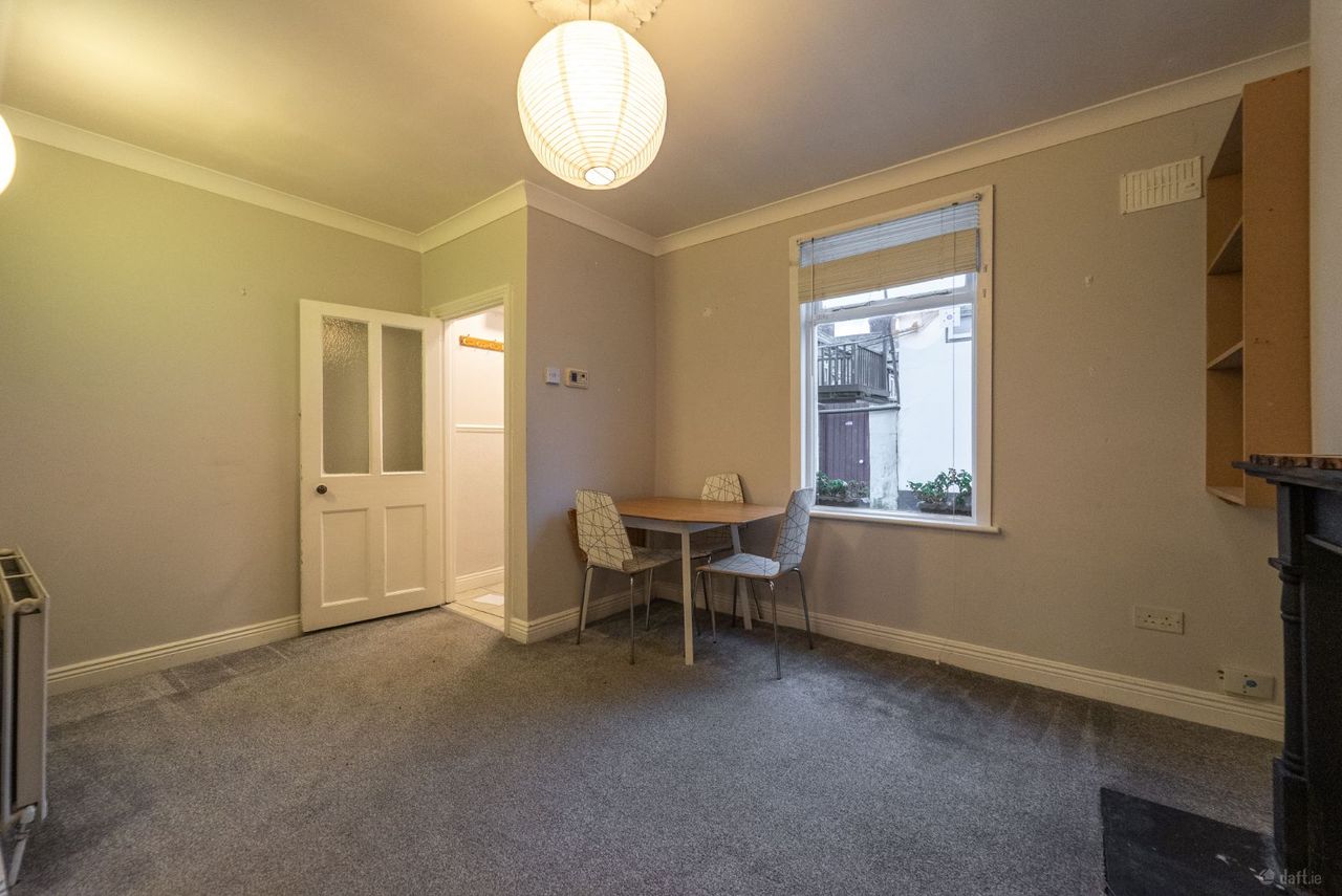 2 Gray Square, Dublin 8, The Coombe