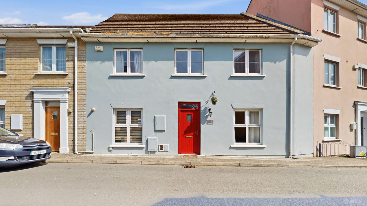 14 Hamlet Square, Balbriggan, Co. Dublin - End-of-terrace house