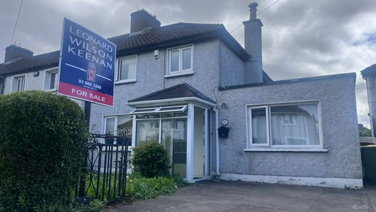 31 Dromard Road, Drimnagh, Dublin 12 - End-of-terrace house