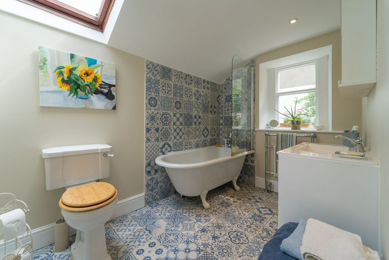 4 Killiney Terrace, Breffni Road, Sandycove, Co. Dublin